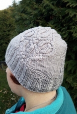 Winter Kiss Hat by Kirei Knitting Designs