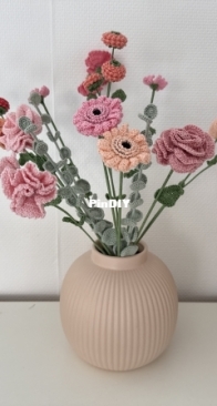 Crochet flower bouquet 2
