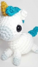 Maya Does Crochet - Page the Baby Unicorn - Page el bebé unicornio -  Spanish - Free