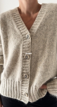 Harlow Sweater V-neck by Sabina Harnage - Caidree - Russian