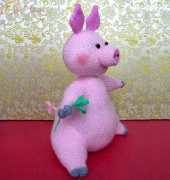 my work----knitting lucky pig