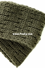 Knitcrate -  Texto by Corinne Ouillon