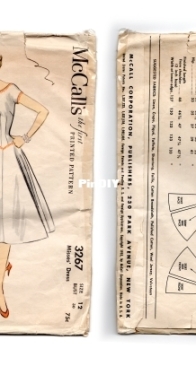 McCalls - 3267 Misses Dress - Size 12 / Bust 30in