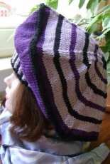 Hexagon Cap by Gisela Beyer -Eng.,German-Free
