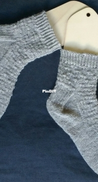 Lacewing Socks by Dorothea Schaefer-English, German-Free