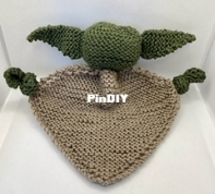 Baby Green Alien Buddy (Yoda-inspired) by Jennifer Rostal free