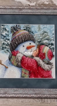 Dimensions 08833 A Kiss for Snowman