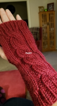 Yarn Stash Buster Mitts by Mary Lee Miller-Free
