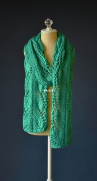Flourish Scarf by Universal Yarn - Free