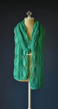 Flourish Scarf by Universal Yarn - Free