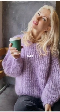 Pullover Space - Veronika Kuptsova - Russian