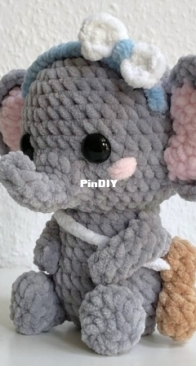 Didis Plushies - Baby Elephant - English