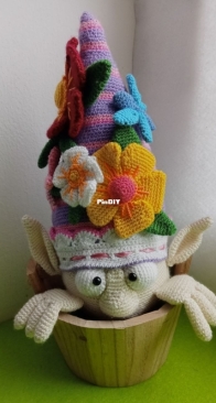 Flower gnome