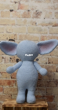 Create Your Own Loveable Character - Yarn2tog Corrina Christine - English