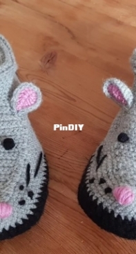 Wild childs Workshop - Rat Mouse Slippers