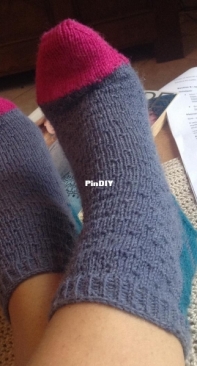 Chaussettes Fiora by Sandrillon Knits-French-Free