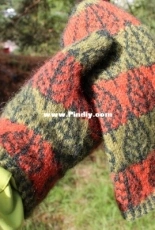 Alavilla Mittens by Aino Vikman-English,Finnish-Free