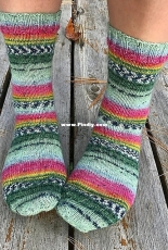 Pure and Simple Socks by Donna Snider