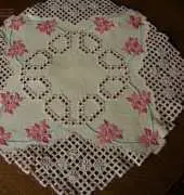 doily hardanger small poinsettias