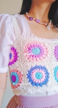 Karlijns Corner - Karlijn Glaudemans - Here Comes The Sun(burst) Top - Free