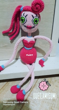Poppy mommy legs