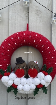 Squibberly Rose - Selina Page - Robin Wreath