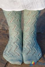 Iceberg Cove Socks by Corrine Walcher - Homespun Yarn Party