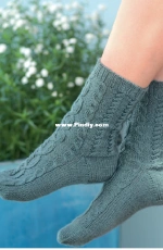 Schachenmayr-R0011-by Schachenmayr designteam-Socks with Invisible Cast-Free.