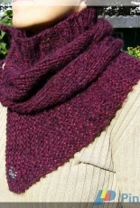 Red Deer Cowl by Micha Klein/Wolletraum-Eng,German-Free