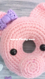 Oodles of Crochet Crafts - Rachel Zain - Doughnut Buddies - Pig