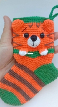 Ya Batalova - Yana Batalova - Tiger Stocking