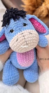 Patterns Fly / Teddy knitted - Easy crochet Love - Daria Kiseleva - Eeyore