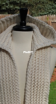 Nuts About Knitting and Crochet - Deborah Devlin - Nordic Hooded Scarf
