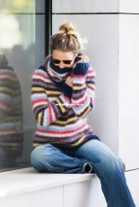 Dale Gull 354-03 Bassettgenseren & Løshals by Line Langmo by House of Yarn – Norwegian – free