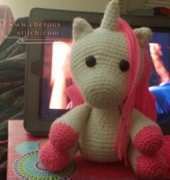 peachy rose Unicorn by pepika
