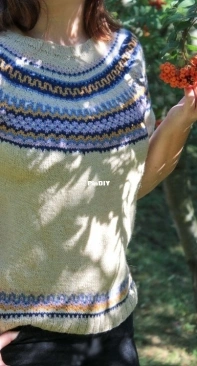 Arabesque by Alessia & Fabia Taverna - Knitting For Breakfast - English French Italian Spanish