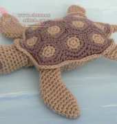 Planet June - June Gilbank - AquaAmi sea turtle
