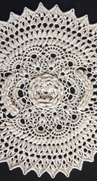 Nelly Klos - Jasmine Doily - English