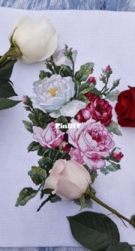 Luca-S Embroidery Kit B2285 Rose Bouquet