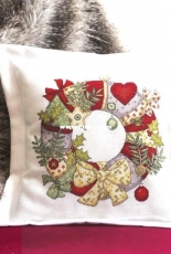Wreath Cushion by Amanda Gregory from The World of Cross Stitching TWOCS 260 XSD