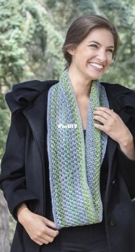 Seahurst Infinity Scarf by Carly Waterman - Cascade Yarns - Free