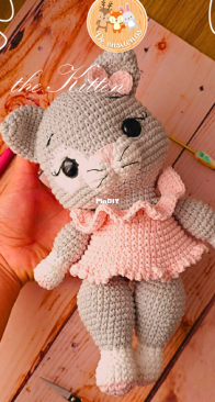 De Ensuenos - Celeste Bitiol - Cloe the Kitten - English Translated