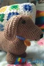 Lynn Logan - Dachshund amigurumi - free