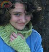 Acacia Cowl and fingerless gloves