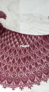 Osmanthus Shawl by Ellen Wright - Russian Translated
