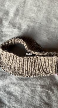 My first jumper - Step By Step Sweater by Florence