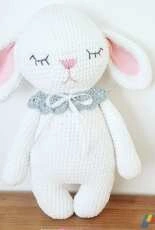 Amalou Designs - Marielle Maag - Mia the little bunny- Hungarian