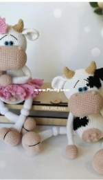 Olya And Toys - Olga Shkarlatyuk - Augustine Cow -  Корова Августина     - Russian