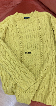 Girl sweater by Irina Leyrich - russian