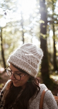 Wild Posy hat by Melody Hoffmann